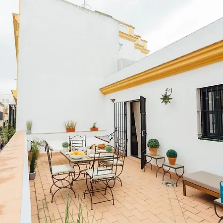 Apartment Sweet General Castanos Seville